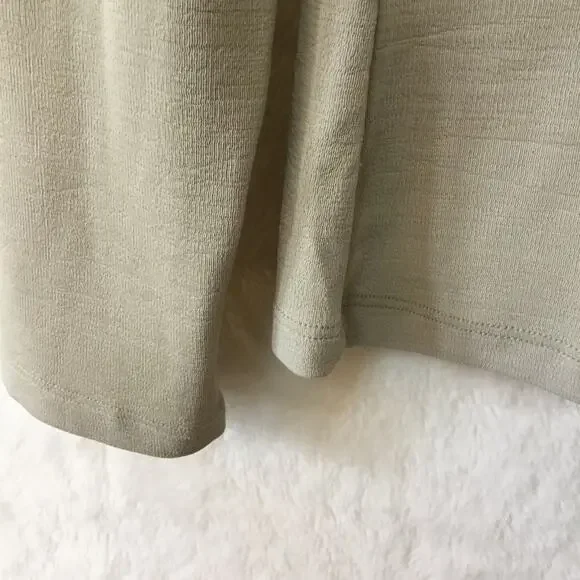 Bebe Beige Long Sleeve V-Neck Top - Picture 4 of 13